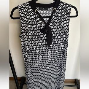 Ivanka Trump black white pattern size medium brand new with tags